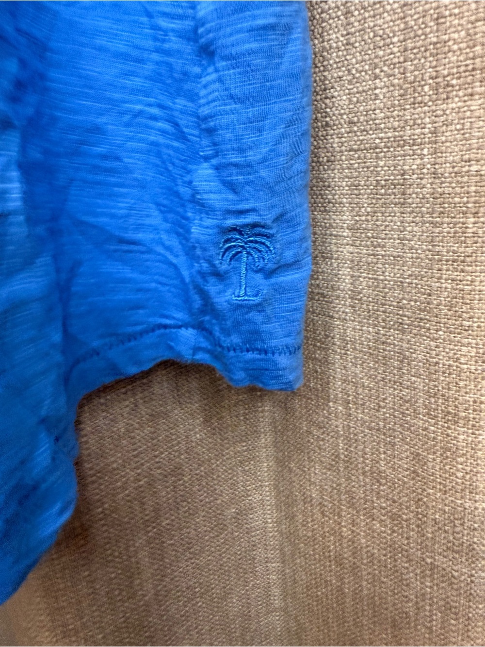 Lilly Pulitzer Blue Etta Pima Cotton V-Neck Palm Tree Logo Tee L - Picture 6 of 6